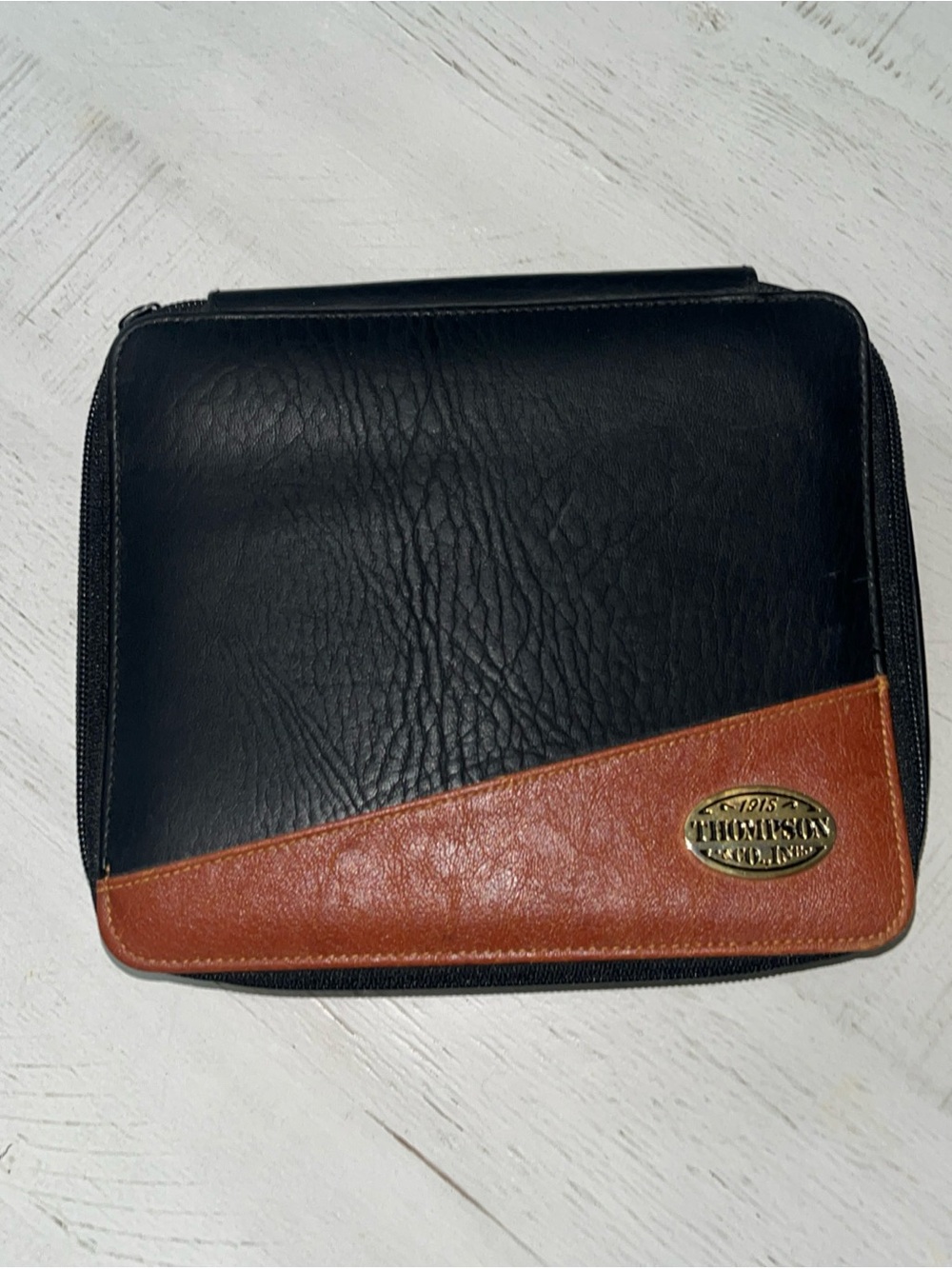 1915 Thompson & Co. Inc. TRAVEL Humidor Cigar Case Leather